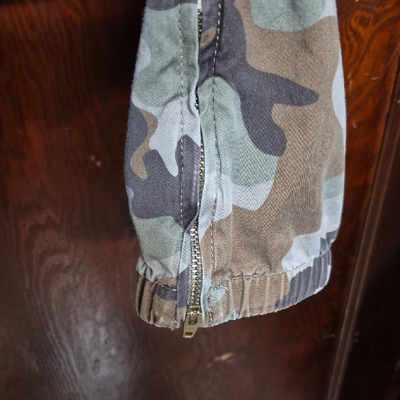 Ralph Lauren Camouflage Cargo Pants - Picture 3 of 11